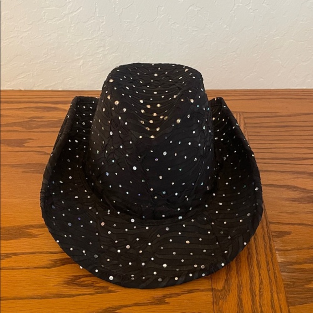 Something Special Los Angeles sequined, cowboy hat